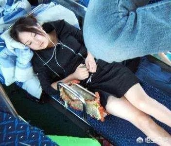 卧铺车母子军大衣