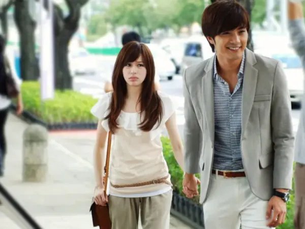 爱上查美乐演员