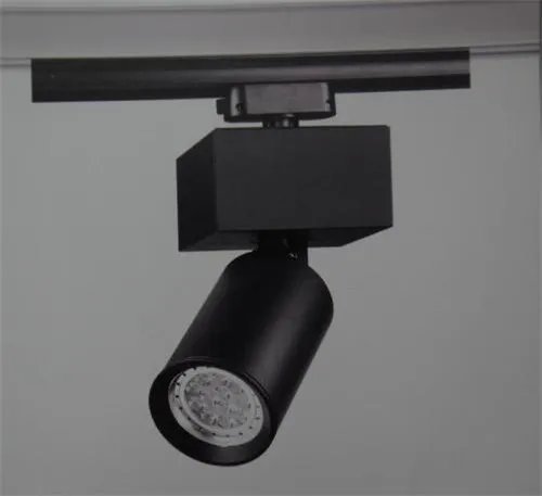 格栅射灯和射灯的区别有哪些