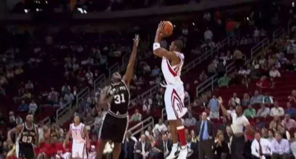 麦迪时刻35秒13分拿了多少分