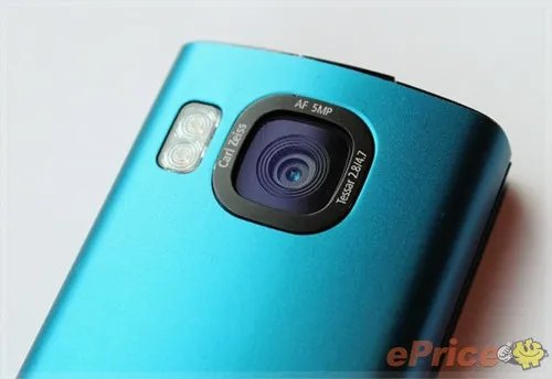 内建500万像素相机