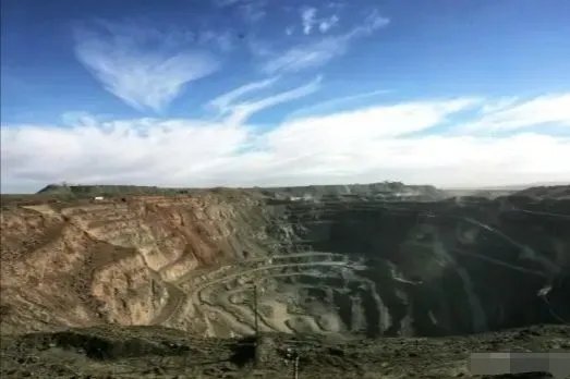 世界最大稀土矿60多年一直被当铁矿挖,具体是什么情况?