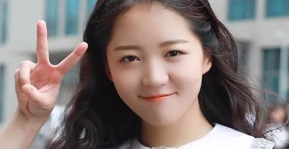 冯希瑶是哪所大学的