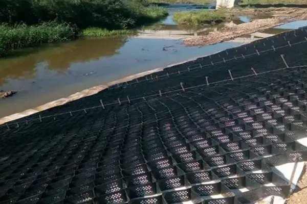 土工格室厂家在哪里