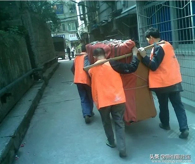 上海搬家到深圳长途搬家，选择什么车比较好？选哪个搬家公司比较好？