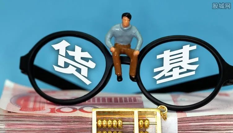 货币基金有风险吗 2018货币基金收益排行