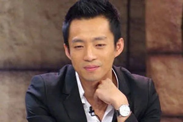 汪小菲还有钱吗 军牌车是哪来的