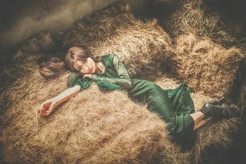 油画风格婚纱照欣赏 六种流行的婚纱照风格介绍