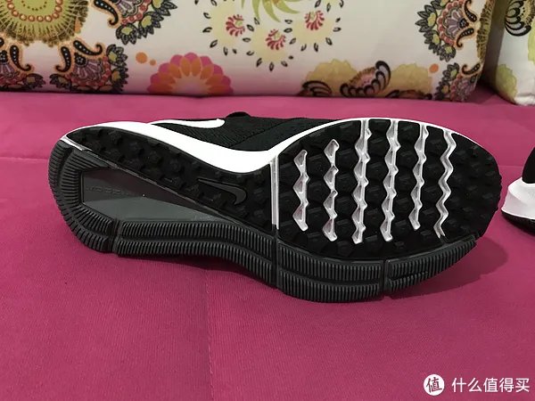 奔跑，就现在—NIKE 耐克 ZOOM WINFLO 4 跑鞋开箱
