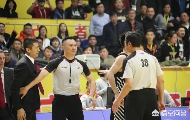 CBA裁判人选由谁来决定，为什么不用随机抽签的方式？