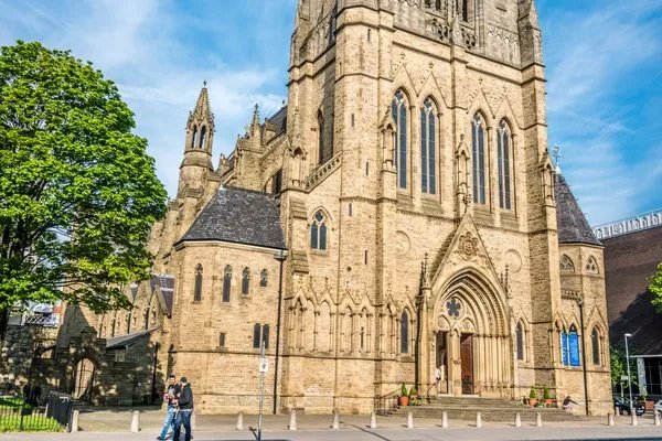 曼彻斯特神秘屋，为何西方人嫌弃的数字13频频出现在该宅？