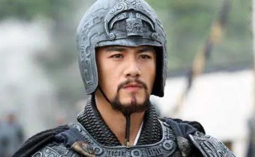 司马师和司马昭谁更厉害？