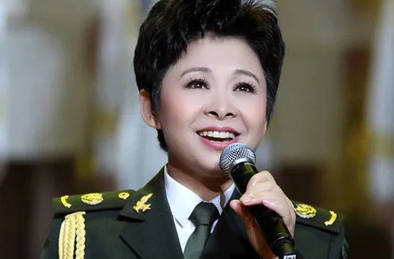 董文华透露被封杀的缘由，不再沉默忍受，她真的是被错怪了吗？