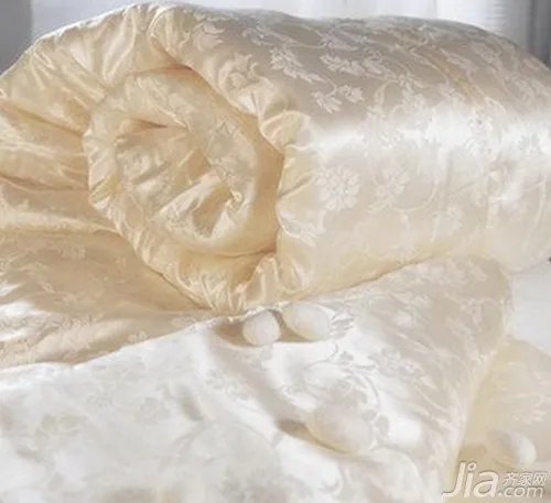 蚕丝被的优点缺点有哪些