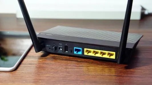 一个路由器大概多少钱？