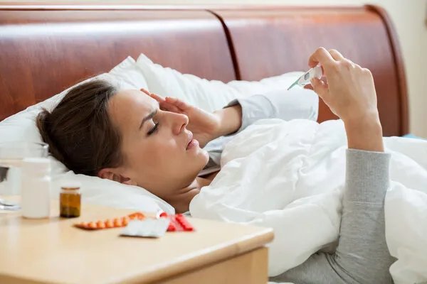 出血热突袭西安！吃草莓真会导致出血热？