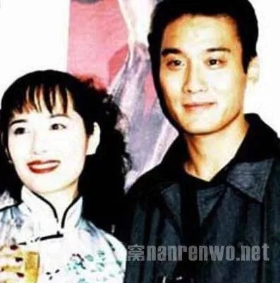 梁家辉妻子的旧照曝光了吗？