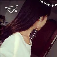 有没有唯美好看的女生背影插画图片?