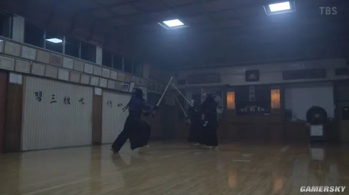 如何评价《半泽直树2》？两个字：炸裂！