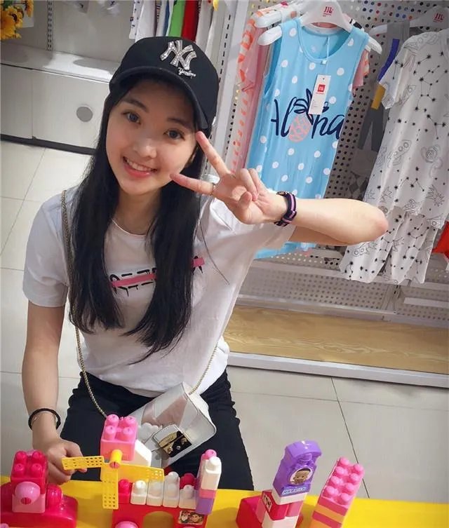 花滑女神李子君现状如何呢？