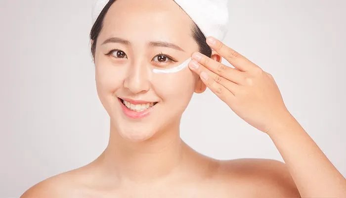 眼霜什么时候涂 眼霜应该什么时候用