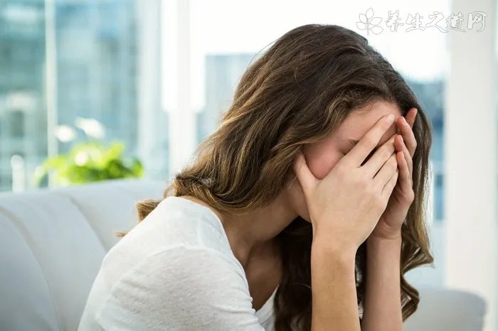 棕色头发配什么口红?棕色头发适合什么口红?