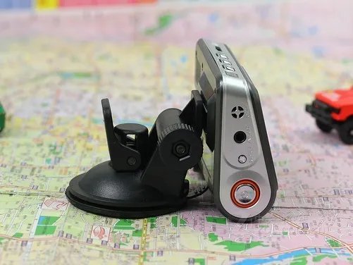 个性外观主流功能 沃能S90记录仪实测