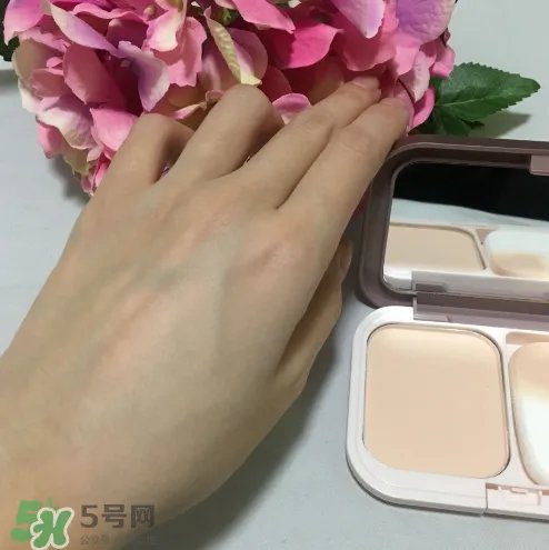 卡姿兰粉饼好用吗?卡姿兰粉饼怎么样?