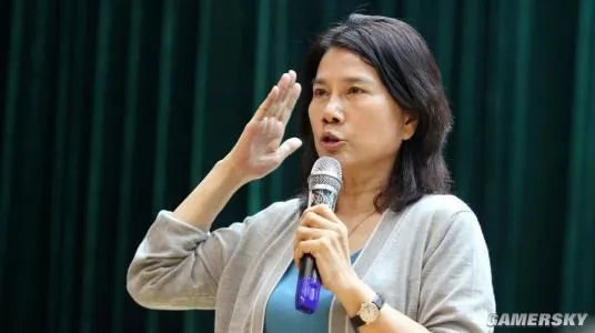 董明珠谈小米空调：不在一个层面 不用格力是傻瓜