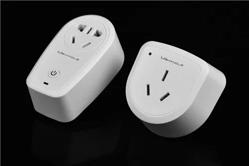 公牛插座怎么拆开