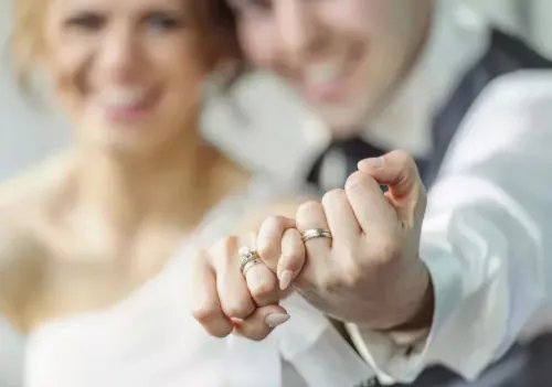 男人喜欢接吻代表什么 很喜欢接吻的男人是什么样的人