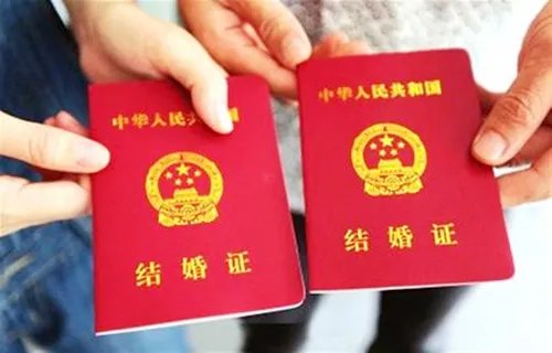 婚姻登记处周末上班吗 民政局的上班时间是什么时候