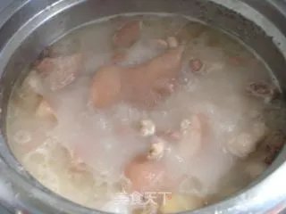 花生猪脚汤