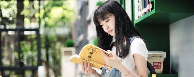 铅笔盒的英文 铅笔盒的英语怎么说