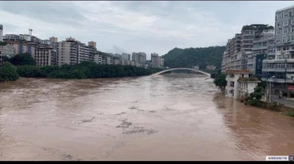 中国气象局连发三个预警，我们该如何提前做好防范？