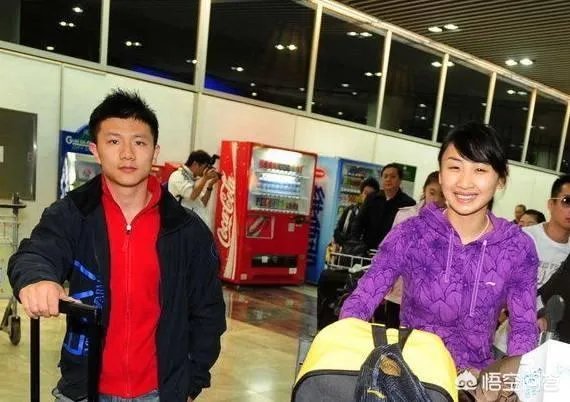 你如何看待何雯娜、陈一冰事件?