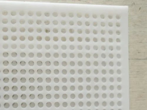 多孔塑料板的作用是什么