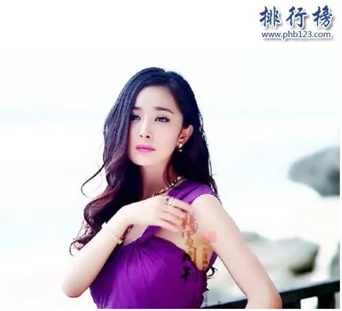 2018中国十大乳神排行榜:王李丹妮第二,第一88厘米