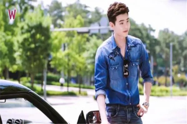 评分9.5以上的韩剧 《W两个世界》必看，第一堪称神作