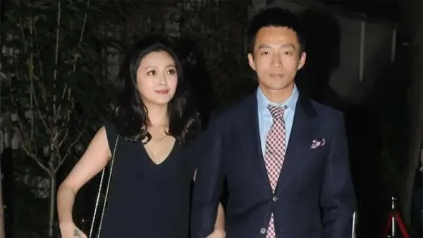 汪小菲婚内出轨被实锤，公开向大S道歉，两人会“善终”吗？