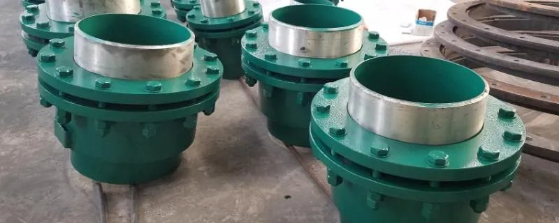 热力管道补偿器多远一个