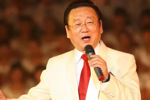 有一个美丽的传说歌词曲原唱