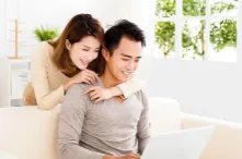 得不偿失！小伙出轨50岁女领导被降职，谁曝光了这段“狗血”恋情？