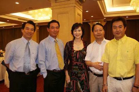 昔日乒乓球世界冠军曹燕华是什么水平的？