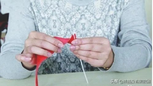 小花束包装教程图解?