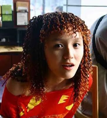 在青春爱人事件中扮演柳芭的女孩是谁