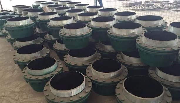 热力管道补偿器多远一个