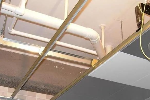 厨房卫生间吊顶什么时候安装