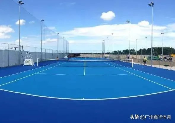 建设一个普通网球场(学校)需要多少钱？