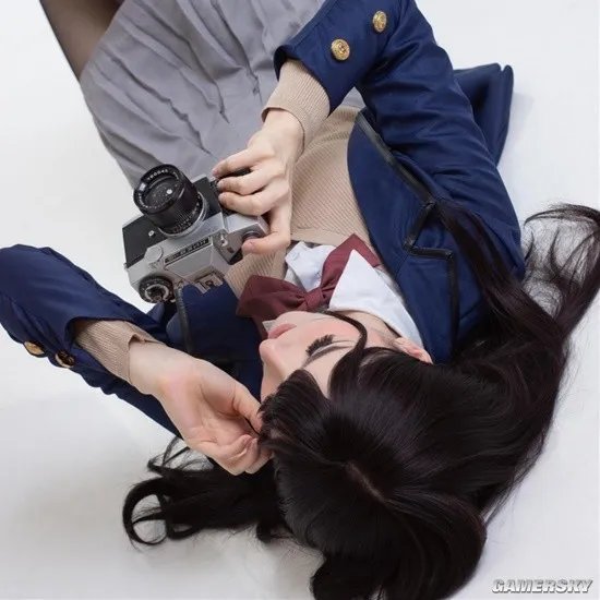 丝袜忠实爱好者漫画级身材 来自拉脱维亚的COSER小姐姐